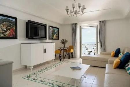 Eden Roc Suites - 462