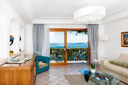 Eden Roc Suites - 145