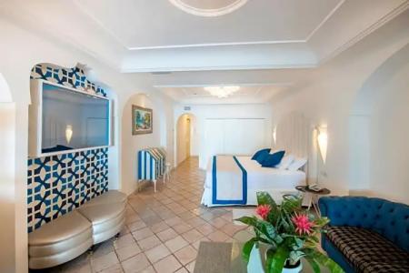 Eden Roc Suites - 296