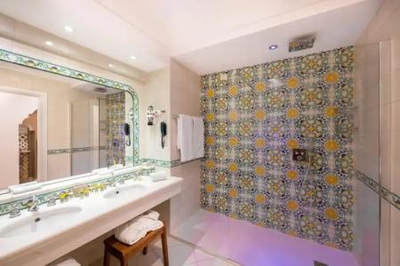 Eden Roc Suites - 12