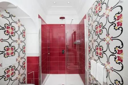 Eden Roc Suites - 349