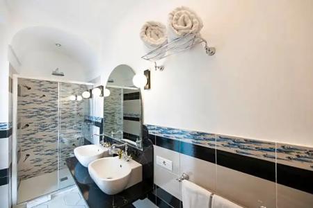 Eden Roc Suites - 514