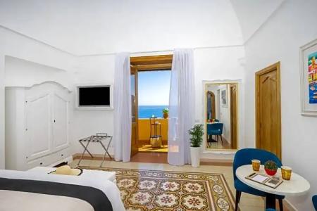 Eden Roc Suites - 485