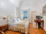 Classic Double room with balcony and with sea view