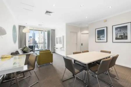 Clarion Suites Gateway - 92