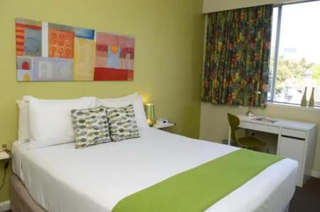 Birches Serviced Apartments - 43