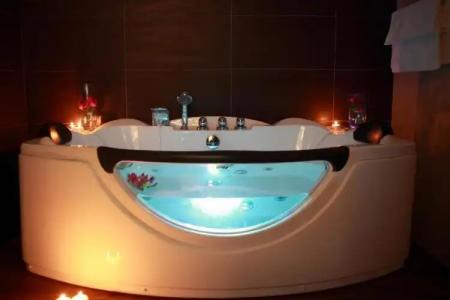 Colonne - Alihotels - 65