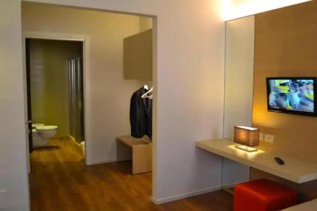 Colonne - Alihotels - 59