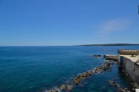 Livingston Siracusa - 44