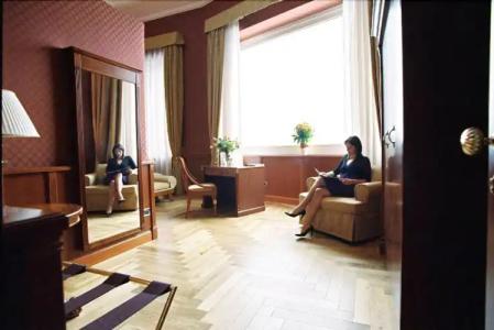 Livingston Siracusa - 23