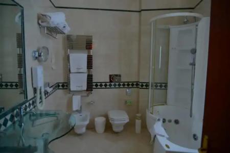 Livingston Siracusa - 6