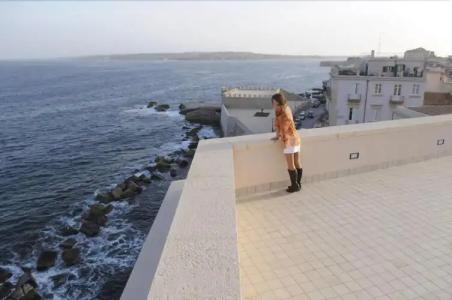 Livingston Siracusa - 17