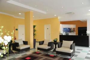 Hotel Bulla Regia, Fontane Bianche