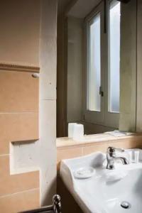 Lakkios Charming Suites and Rooms - 84