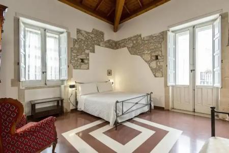 Lakkios Charming Suites and Rooms - 80