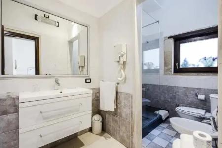 Lakkios Charming Suites and Rooms - 65