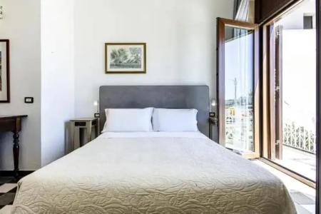 Lakkios Charming Suites and Rooms - 45