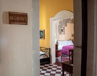 Lakkios Charming Suites and Rooms - 1