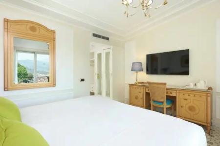 Grand Capodimonte - 88