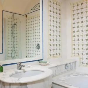 Grand Capodimonte - 63