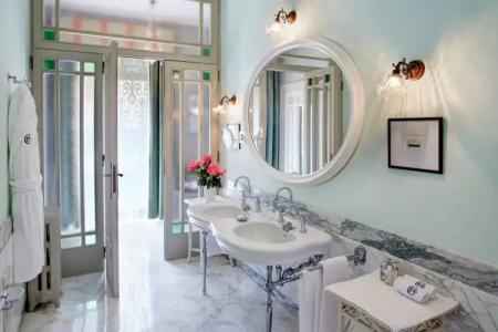 Grand Excelsior Vittoria - 140