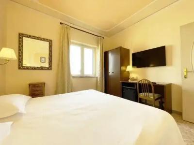 Central Wellness - 242