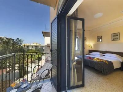 Central Wellness - 218