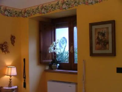 Orchid Corner Guesthouse - 1