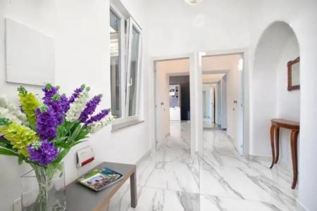 Piazza Tasso B&B Relais - 84