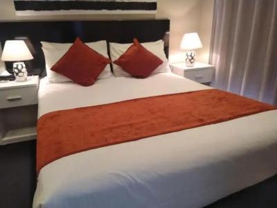 Apartments on Chapman - 19