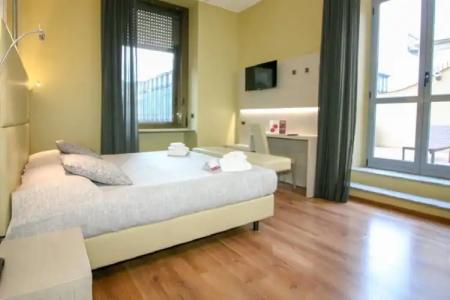 Dynasty Suites Downtown Apartments - 3