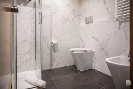 Dynasty Suites Downtown Apartments - 67