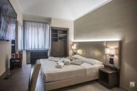 Dynasty Suites Downtown Apartments - 54