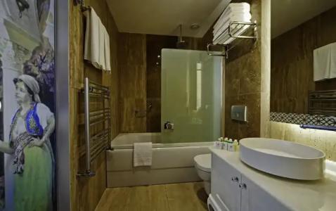 Azade Premier - 65