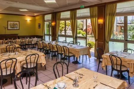 Il Chiostro by Lvg Collection - 25