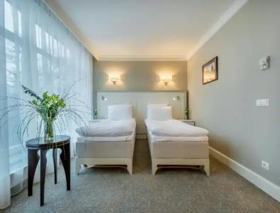 Ratonda Centrums - 105