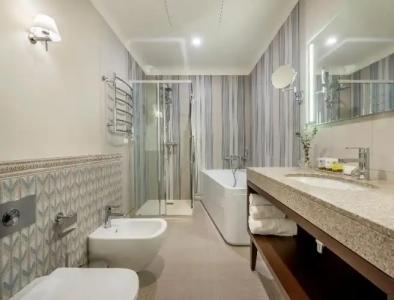 Ratonda Centrums - 128