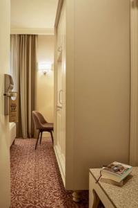 Ratonda Centrums - 111