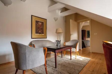 Mabre Residence - 128