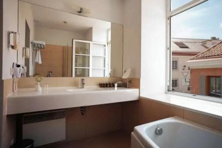 Mabre Residence - 132