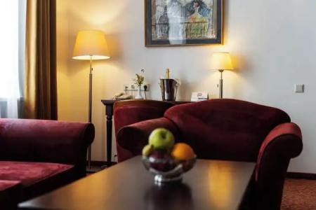 Mabre Residence - 124