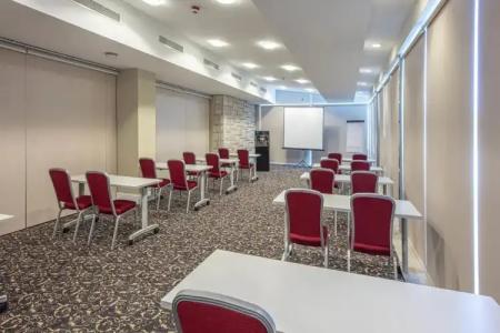 Le Royals & Resorts - 24