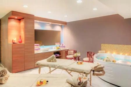 Le Royals & Resorts - 25