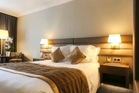 Le Royals & Resorts - 6