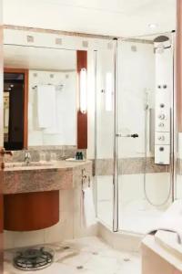 Le Royals & Resorts - 56