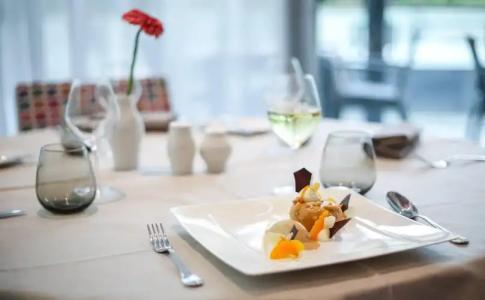 Le Royals & Resorts - 14