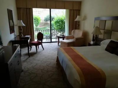 Grand Excelsior - 82