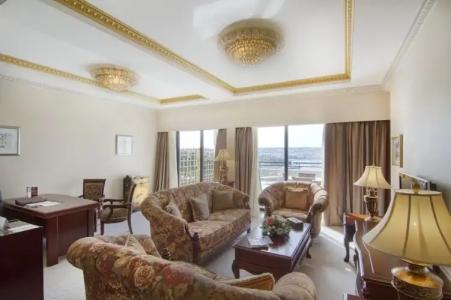 Grand Excelsior - 105