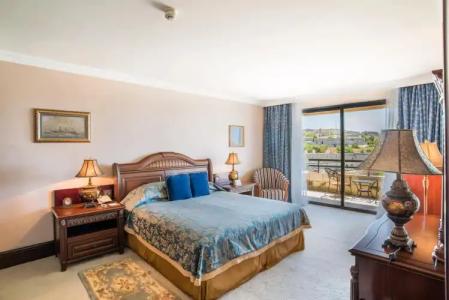 Grand Excelsior - 2