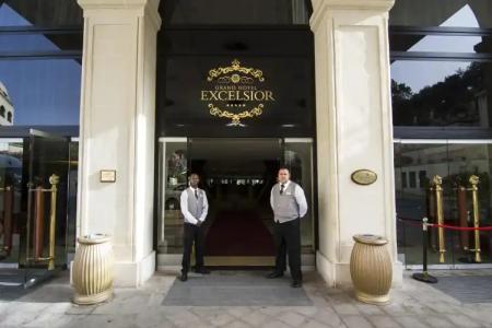 Grand Excelsior - 38